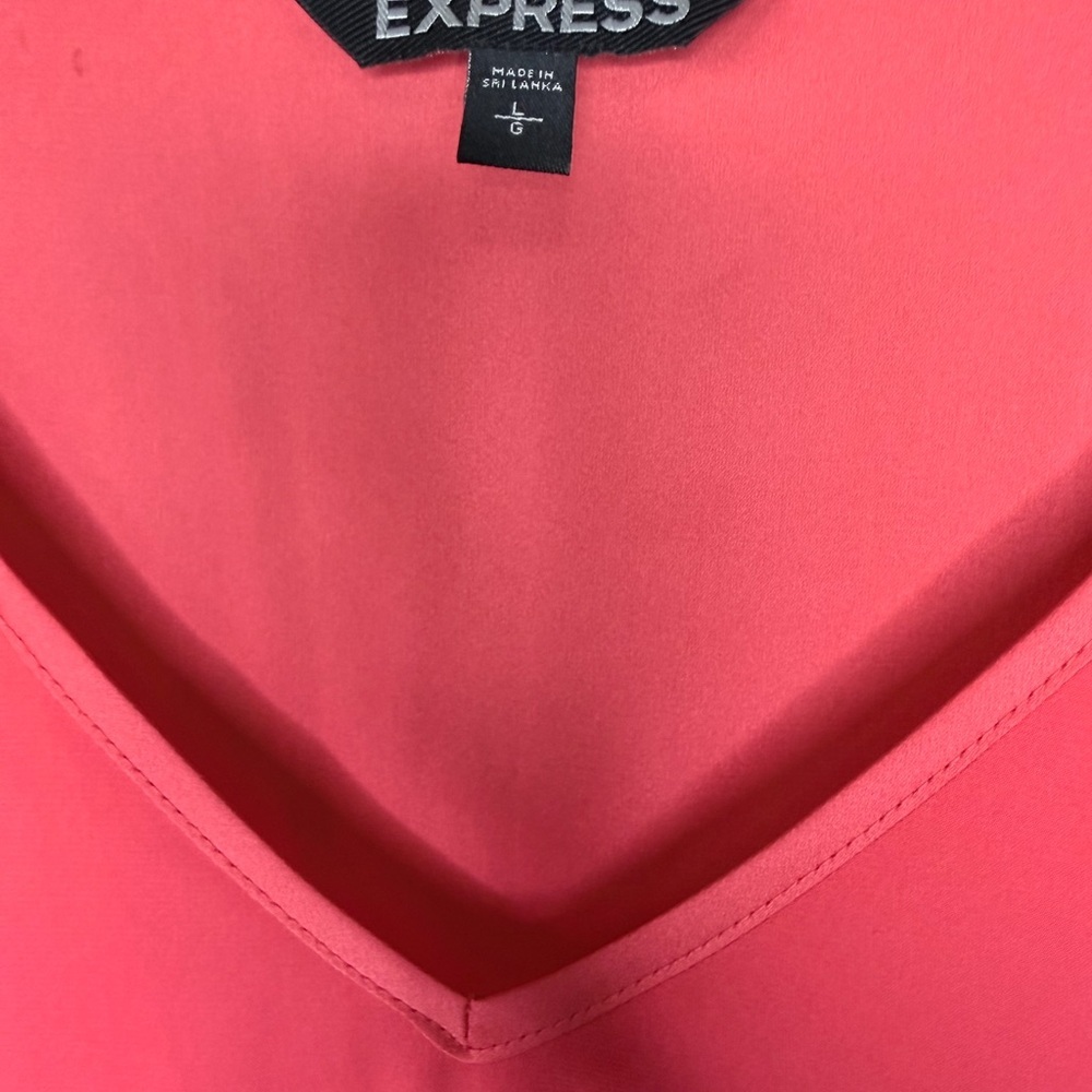 Express Women's Red V-Neck Blouse - Picture 3 of 4